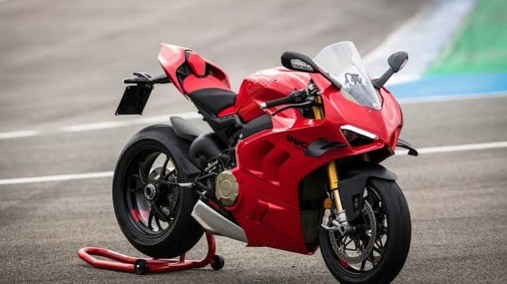 Ducati Panigale V4 S